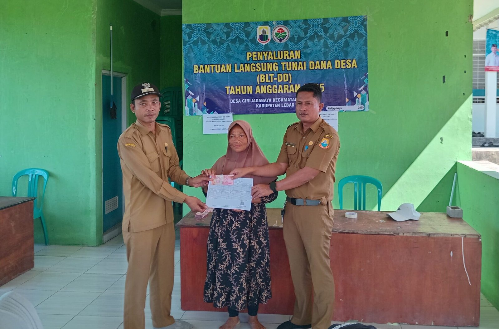 Pemdes Girijagabaya Salurkan BLT-DD Tahap 1 Sampai Tahap 4 TA-2025, Hanya Untuk Warga Miskin Ekstrem