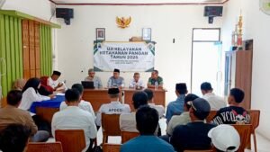 Pemdes Muncang Gelar Rapat Uji Kelayakan Ketapang Tahun 2025
