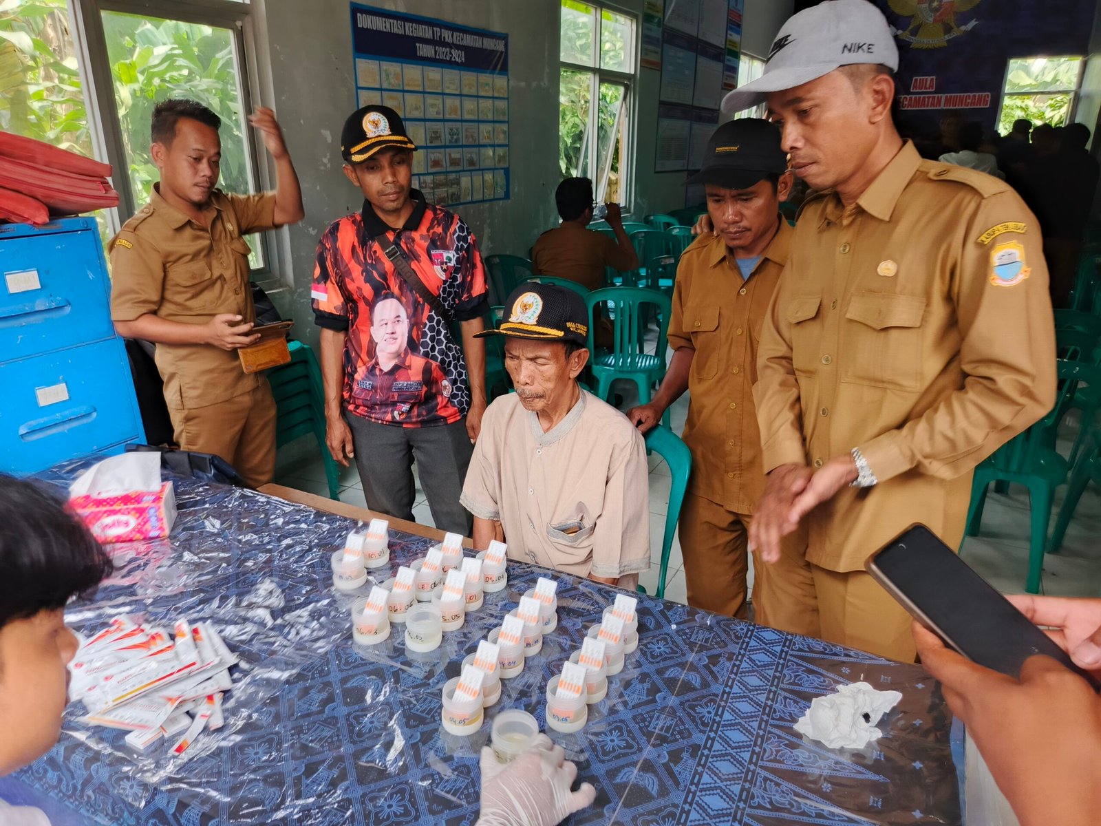 Cegah Narkoba Sekarang! Pemdes Tanjungwangi & BNN Banten Sukses Gelar Tes Urine Massal Aparatur Desa 2025