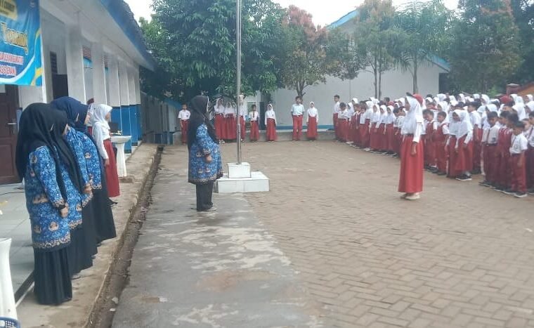 SDN 1 Cisimeut Peringati Hari Pahlawan, Kepala Sekolah Ajak Siswa Meneladani Nilai Perjuangan