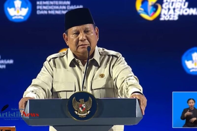  Prabowo di Hari Guru Nasional: Siapkan Layar Pembelajaran Terpusat dan Guru Terbaik dari Dalam & Luar Negeri