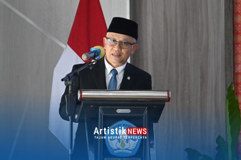 Wamendikdasmen Tinjau Penguatan Literasi dan Kemahiran Berbahasa Indonesia di Palembang