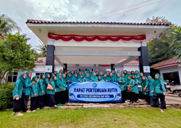 Rapat Rutin TP PKK Kecamatan dan Desa Digelar di Muncang