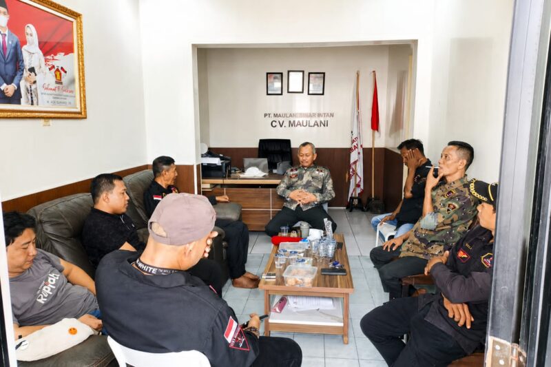 Pengurus GRIB Jaya DPC Kabupaten Lebak menggelar rapat konsolidasi organisasi menjelang penyerahan SK kepada 15 PAC di Kabupaten Lebak.