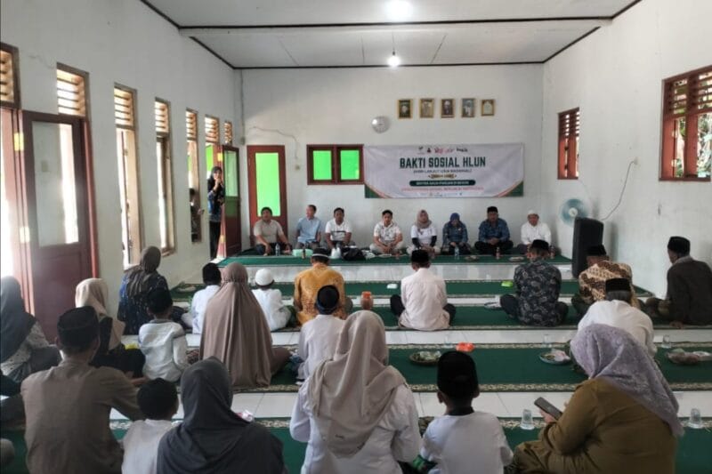 Forum LKS Kabupaten Lebak berkolaborasi dengan Sentra Galih Pakuan Bogor dan Dinas Sosial Kabupaten Lebak menggelar sunatan massal gratis bagi anak-anak di Kecamatan Muncang. (Istimewa)