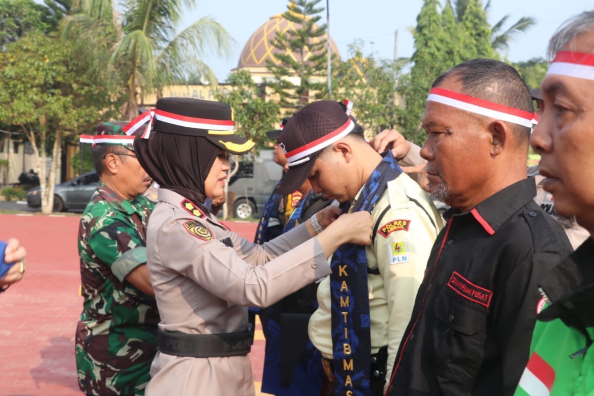Kapolres Lebak AKBP Arninsi memimpin Apel Sabuk Kamtibmas di Lapangan Mapolres Lebak