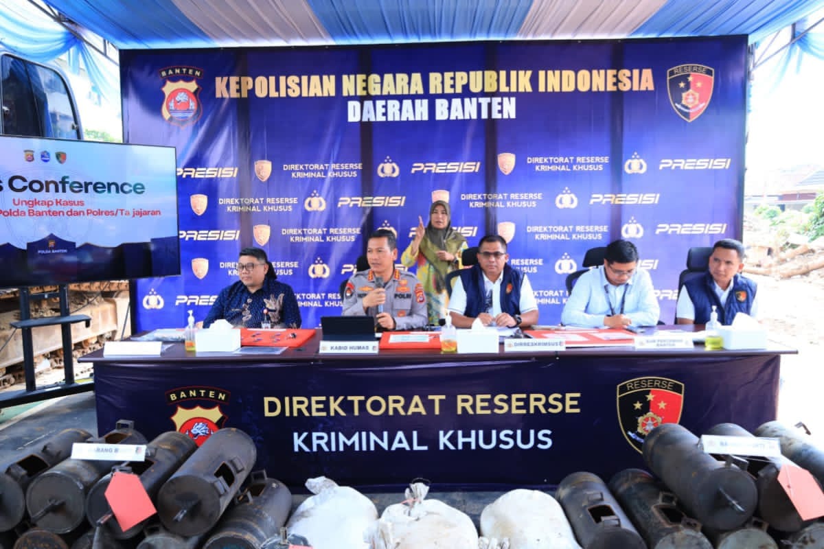 Polda Banten bongkar tambang ilegal dan penyalahgunaan BBM subsidi di tiga kabupaten