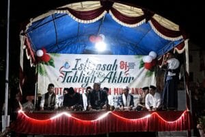 Ade Usep A S.E. dalam Istighotsah dan Tabligh Akbar HUT RI ke-81 Kecamatan Muncang
