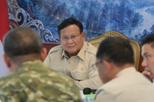 Presiden Prabowo memimpin rapat penanganan karhutla di Kalimantan Tengah