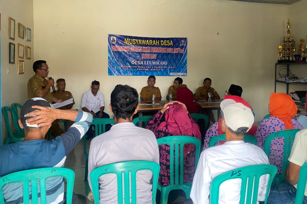 Musdes RKPDes 2027 Desa Lewi Coo bersama pemerintah desa dan masyarakat