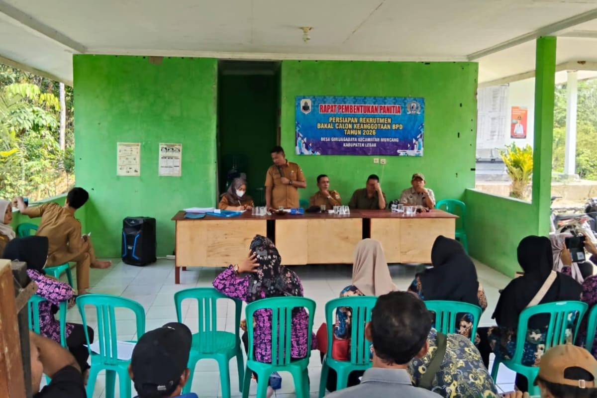 Rapat persiapan pembentukan bakal calon anggota BPD Desa Girijagabaya Tahun 2026