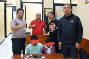Dua terduga pelaku diamankan polisi dalam pengungkapan dugaan tindak pidana narkoba di Kecamatan Muncang, Kabupaten Lebak.