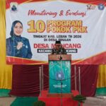 Kepala Desa Muncang Abeng bersama jajaran dalam kegiatan Monev 10 Program Pokok PKK Lebak 2026 di Desa Muncang.